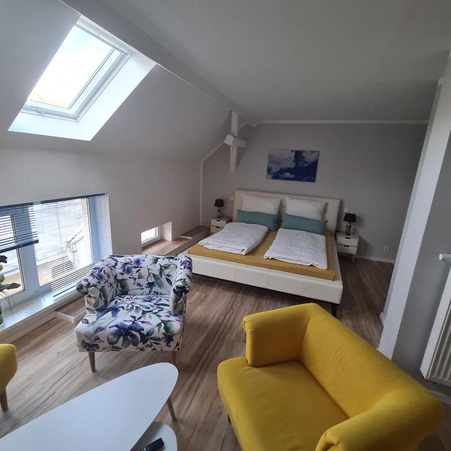 Gaestezimmer Treuen - Bed & Breakfast Exterior foto
